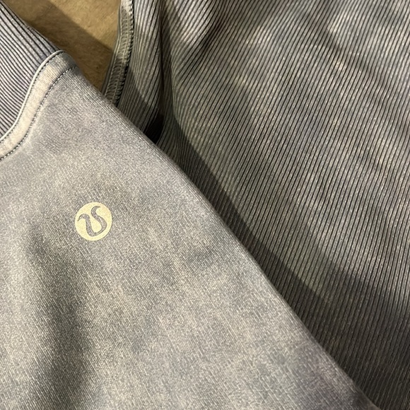 Lululemon set: tank and leggings - Picture 2 of 5